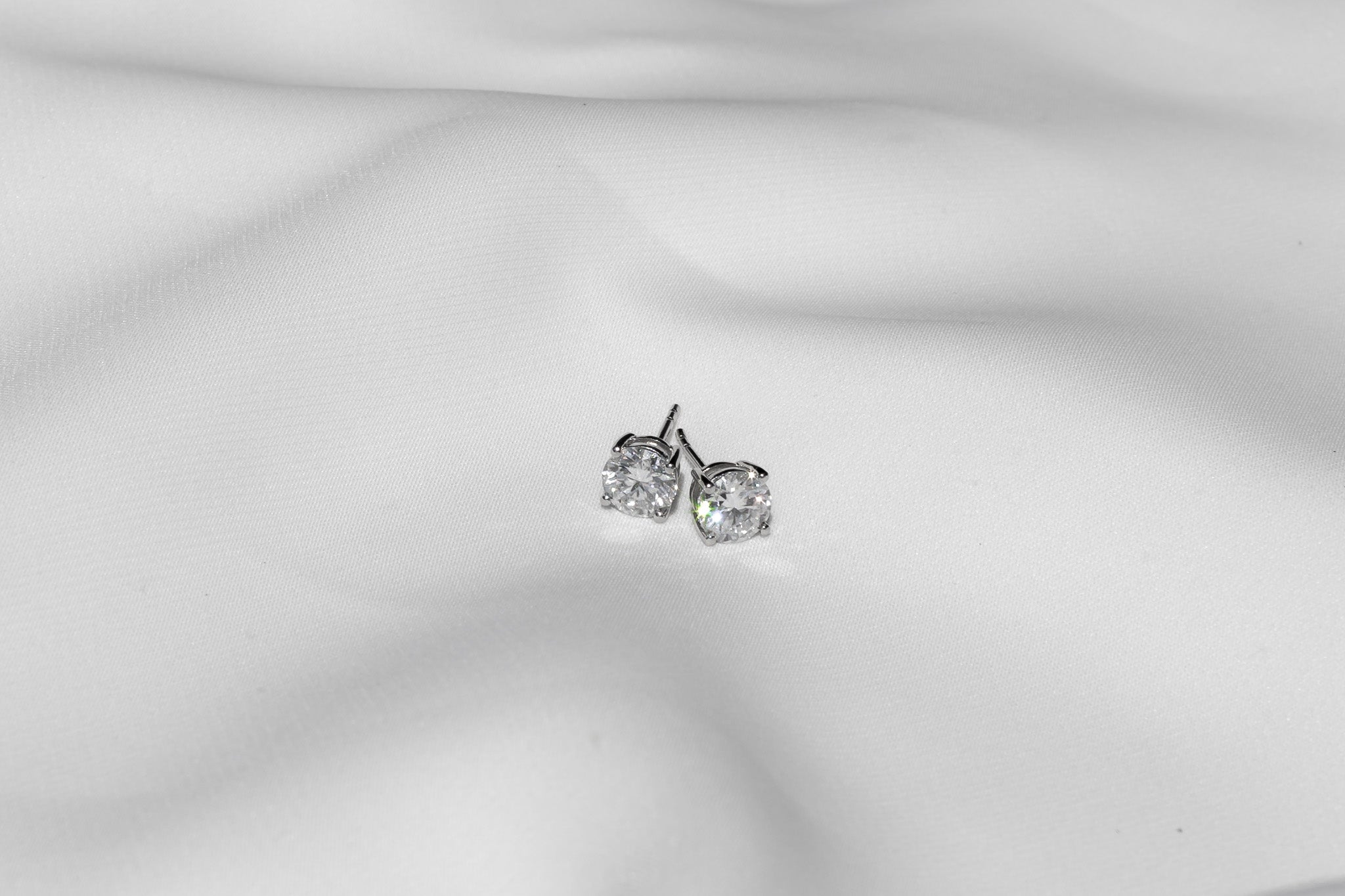 Round Stud Earrings