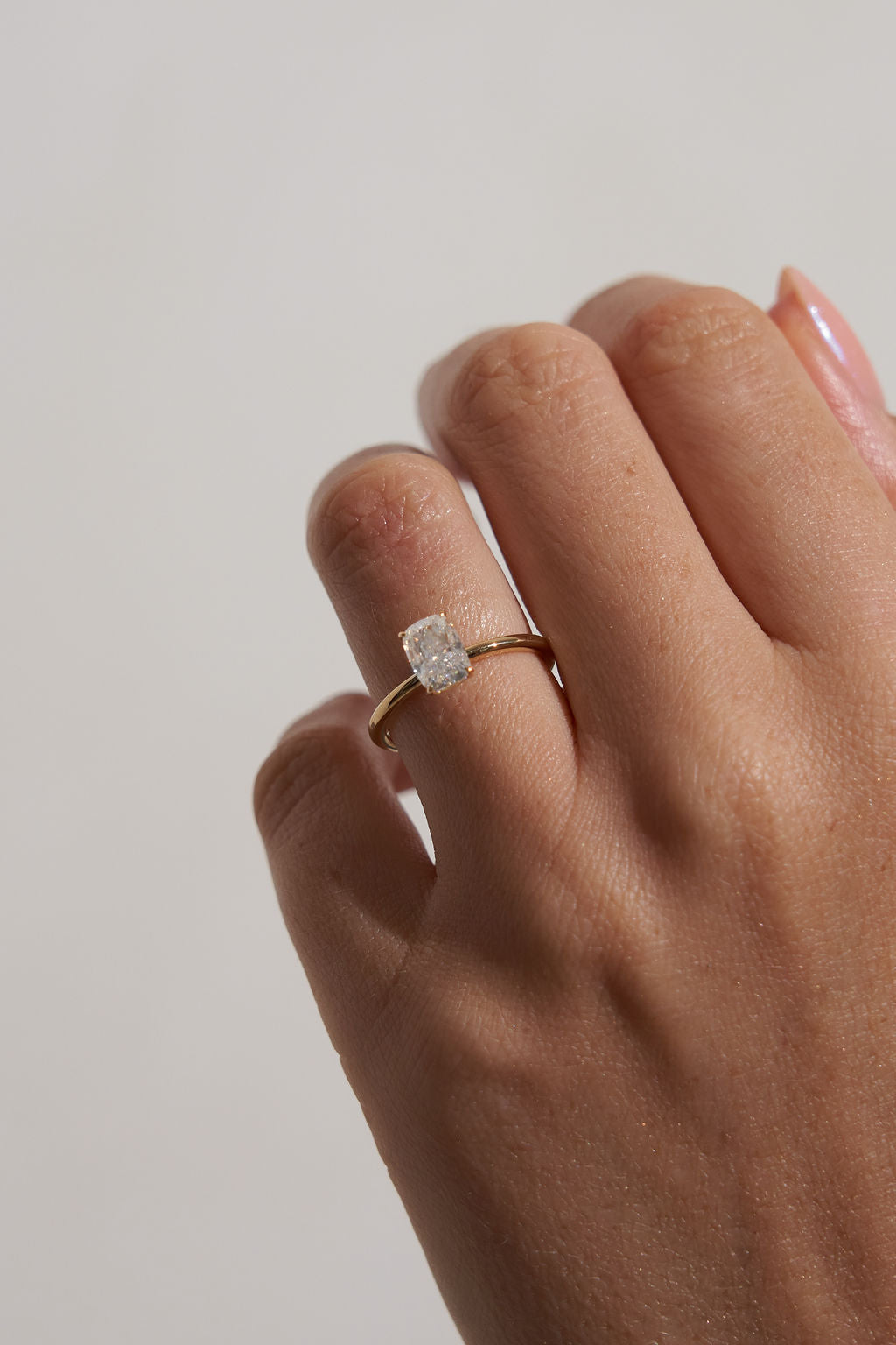 Cushion Solitaire (Elongated)