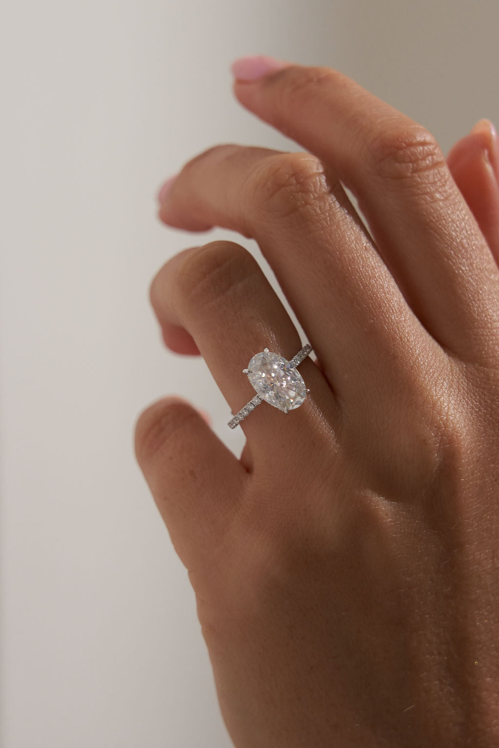 Oval Solitaire