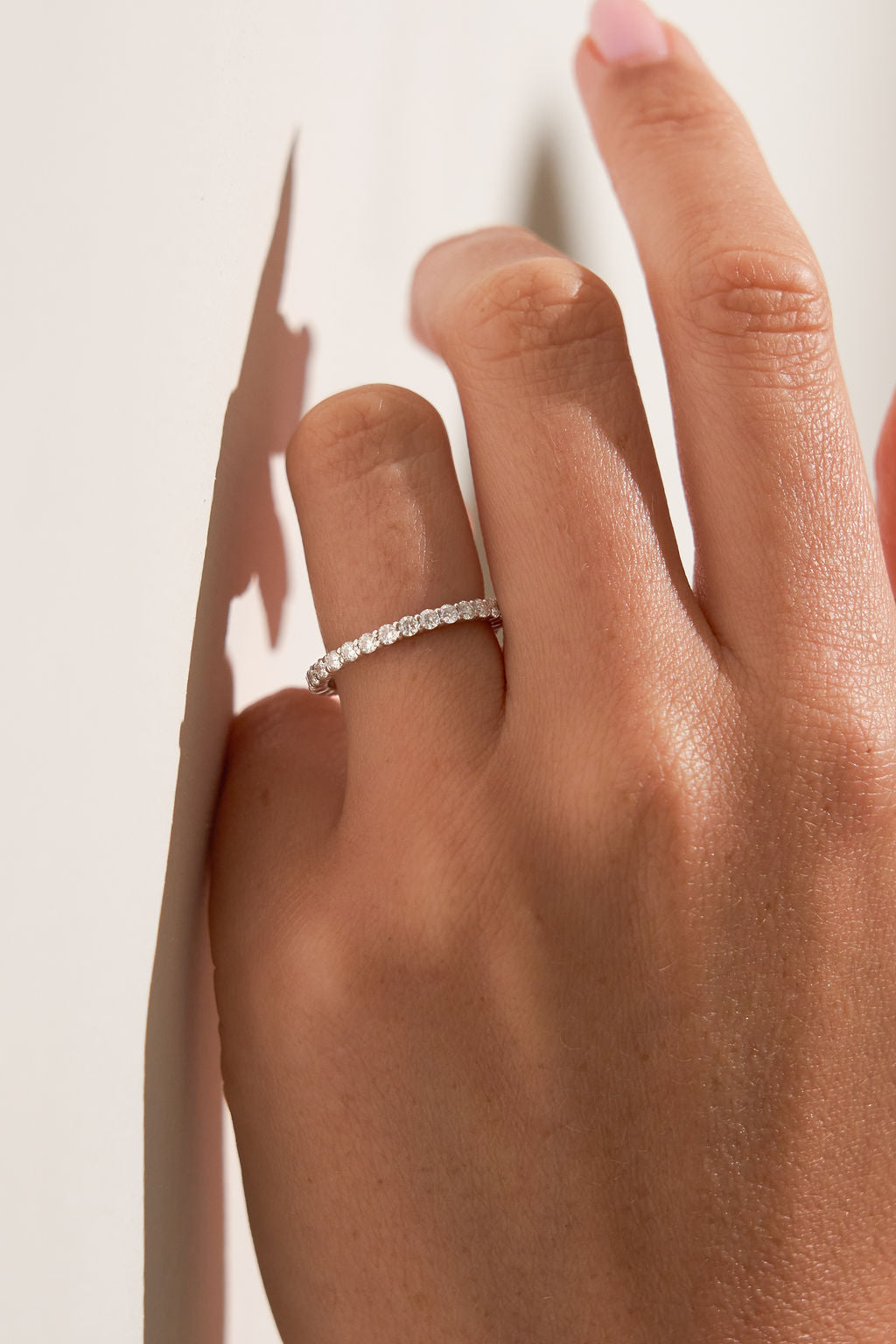 Medium Pavé Round Wedding Band