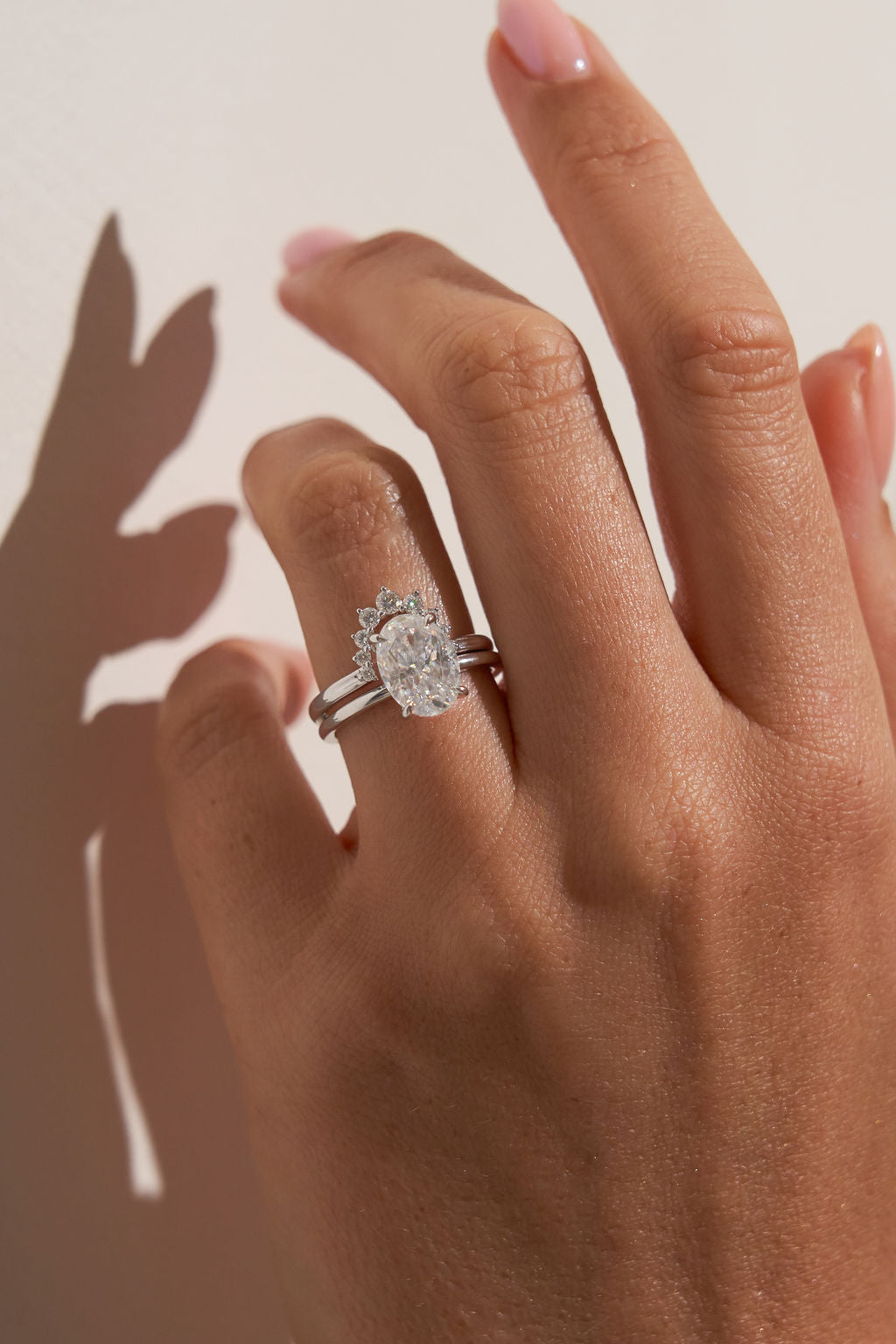 Oval Solitaire