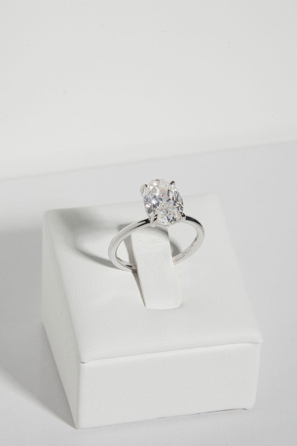 4.5 Oval Solitaire Engagement Ring 18k White Gold