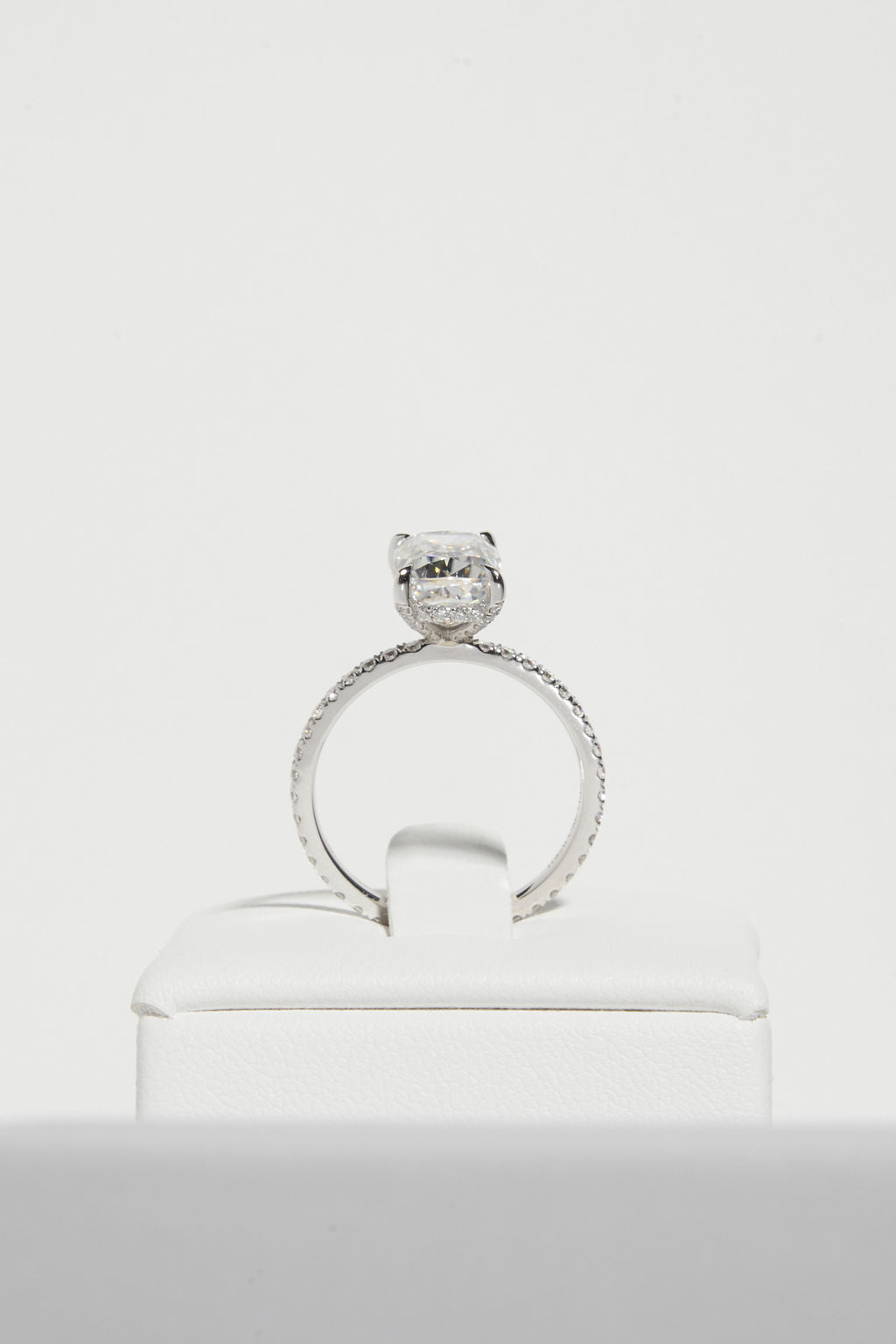 Cushion Solitaire