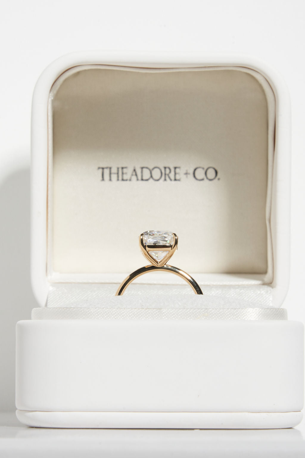 Cushion Solitaire (Square)