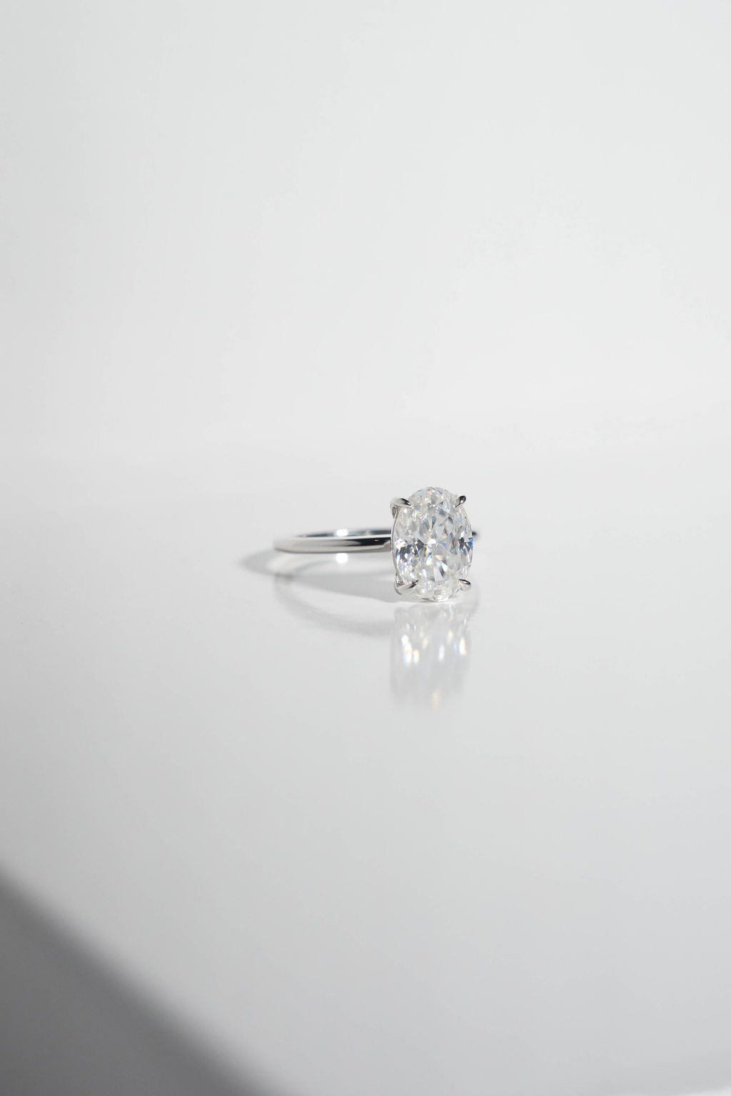Oval Solitaire
