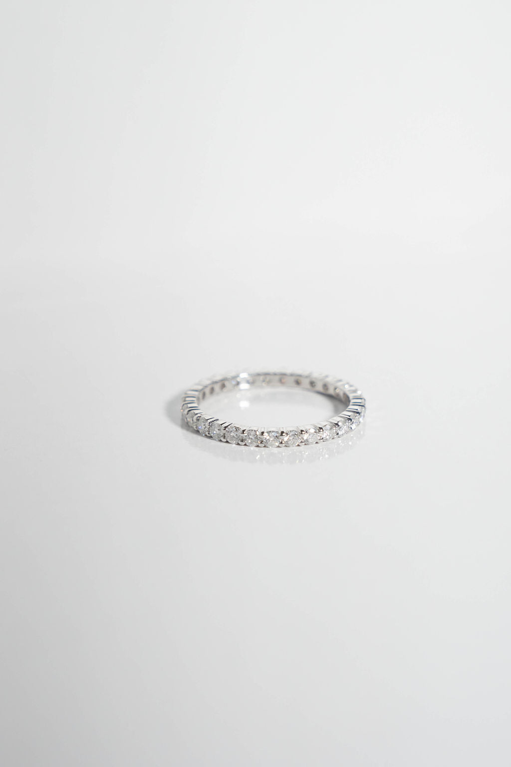 Medium Pavé Round Wedding Band