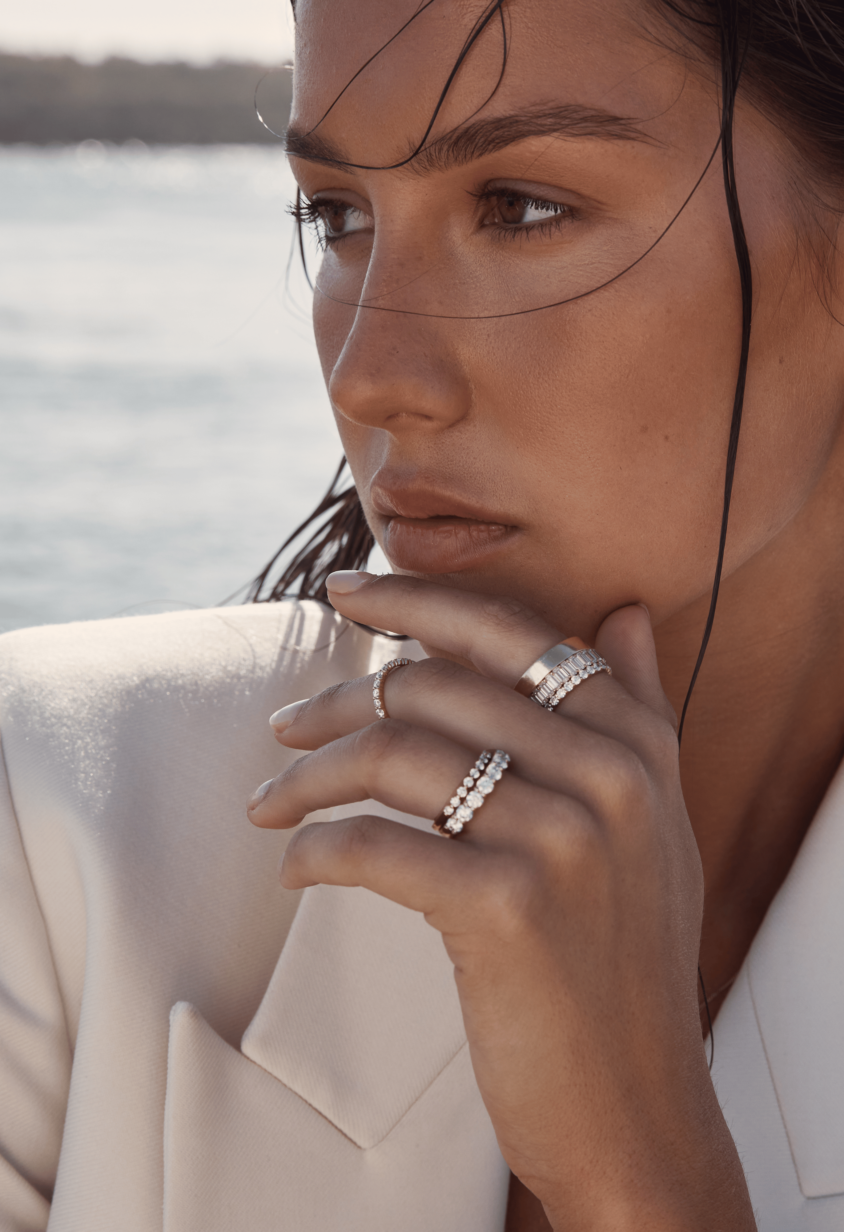Round Accent Wedding Band