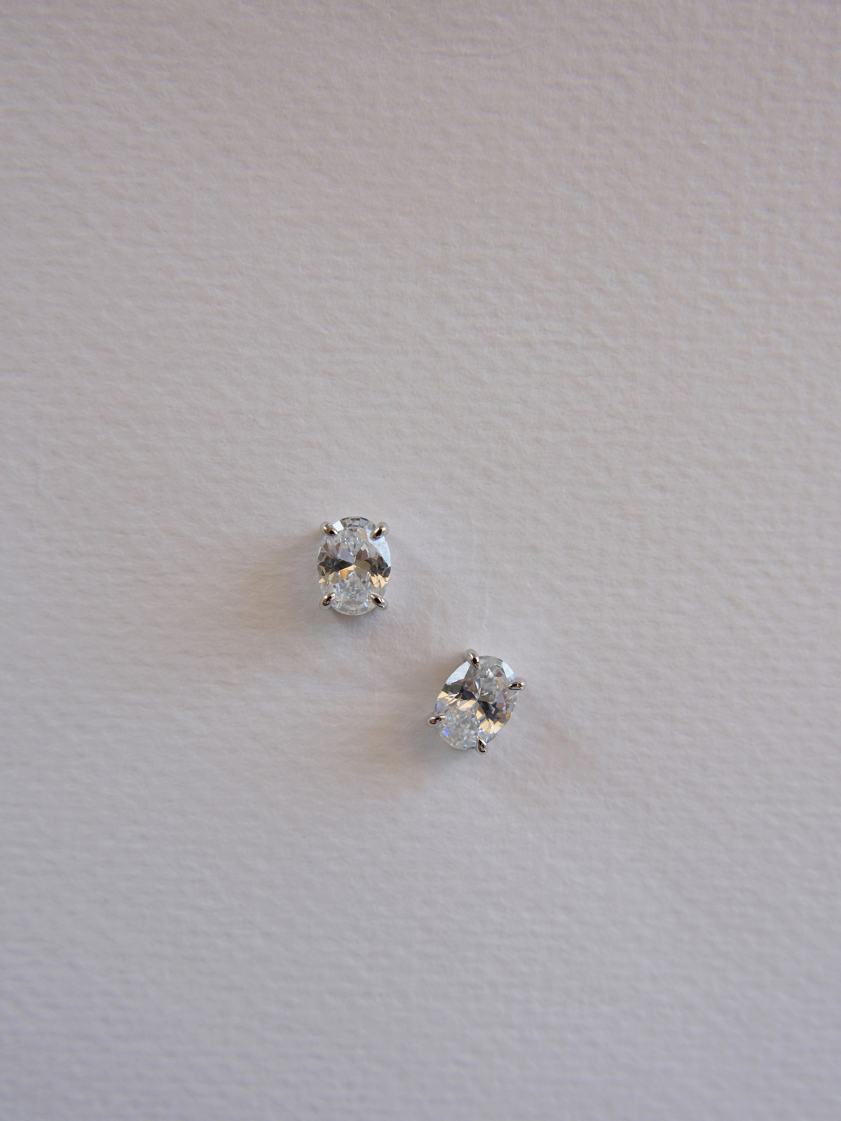 Oval Stud Earrings